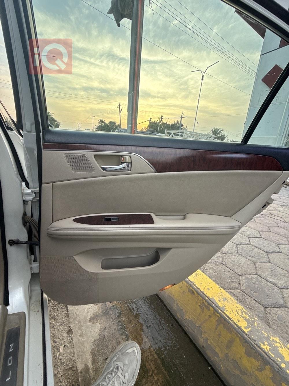 تويوتا أفالون